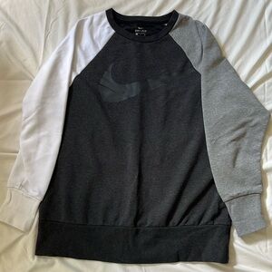 Nike men’s small gray sweatshirt